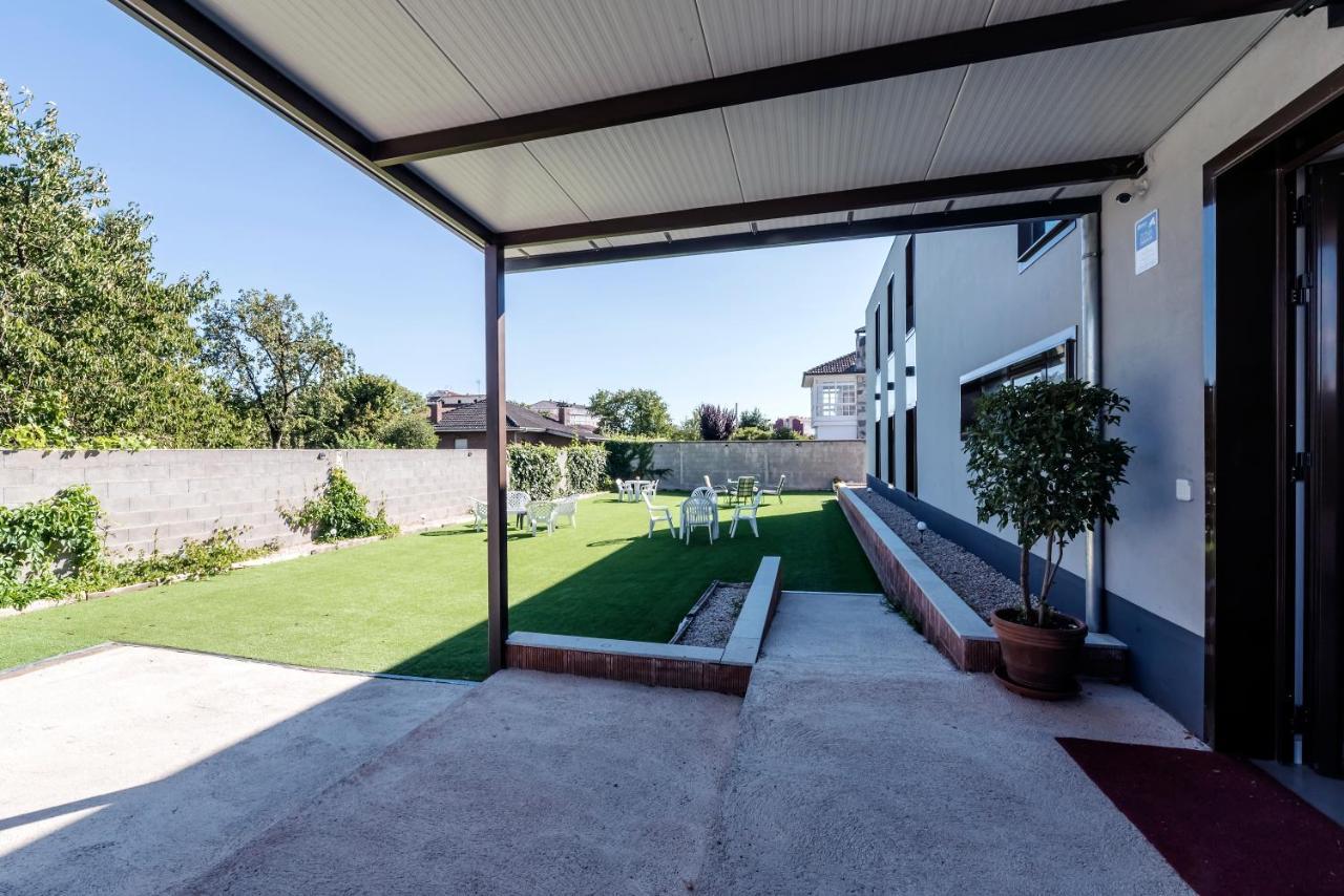 Albergue Santiago 15 Monforte มงฟอร์เต เด เลมอส ภายนอก รูปภาพ