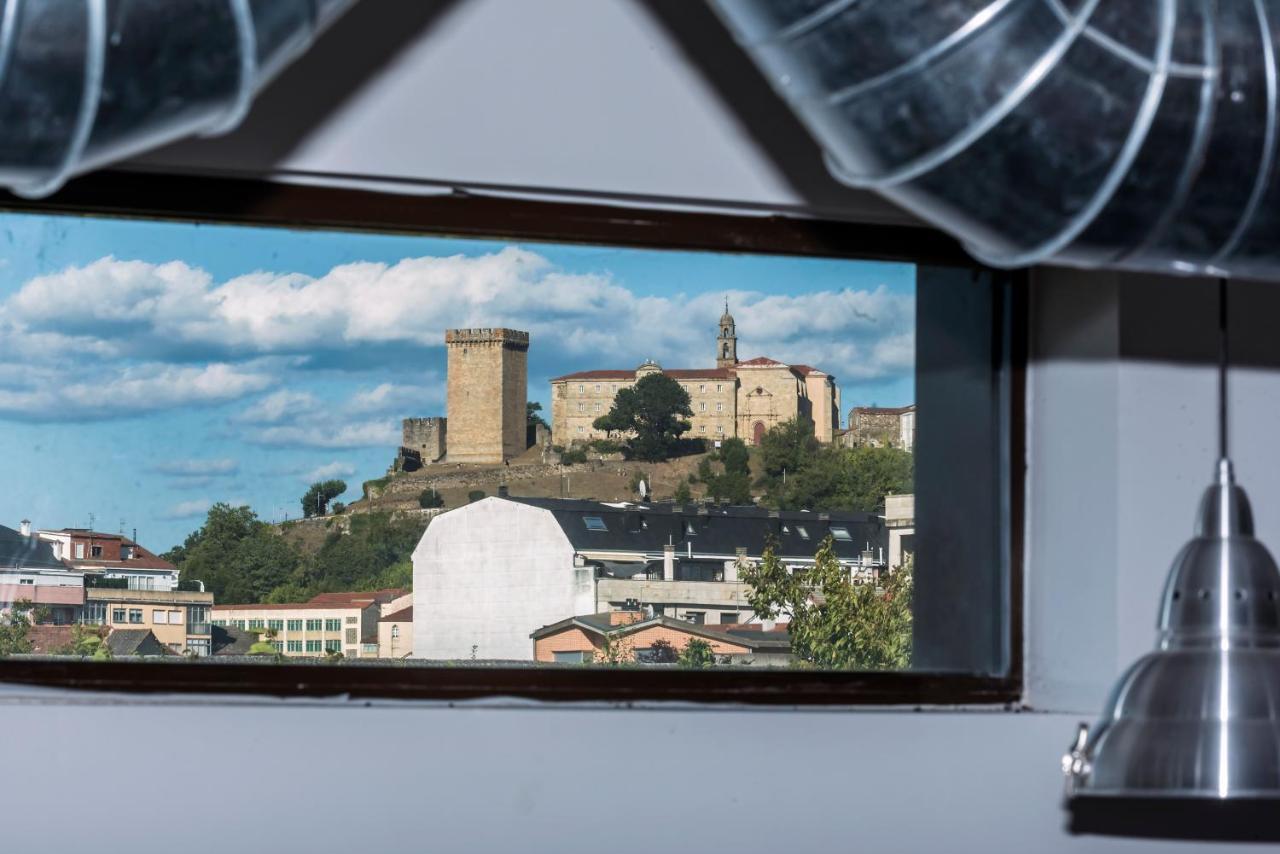 Albergue Santiago 15 Monforte มงฟอร์เต เด เลมอส ภายนอก รูปภาพ