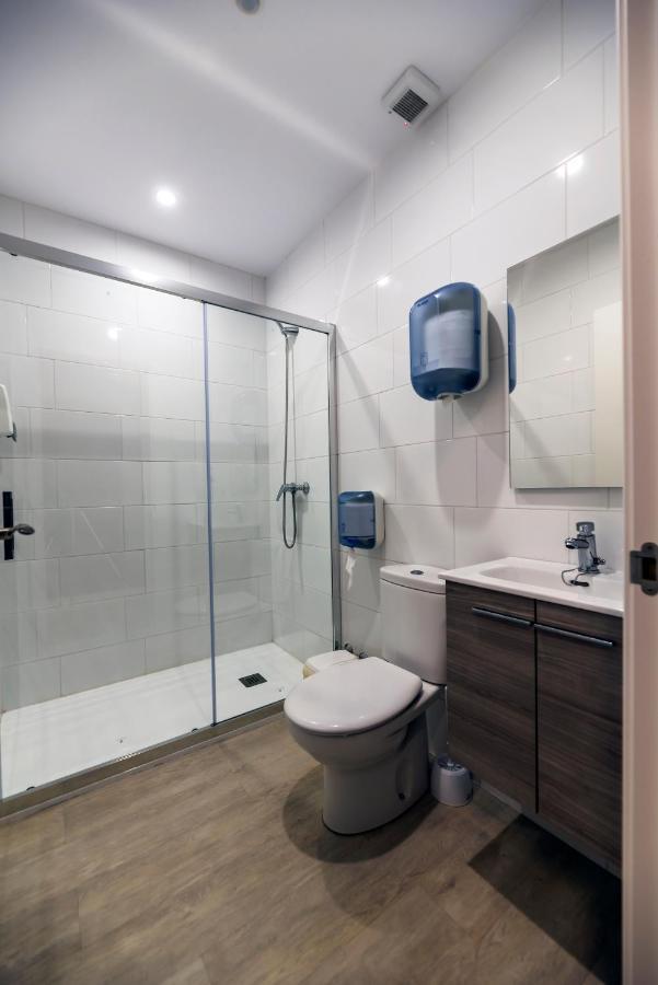 Albergue Santiago 15 Monforte มงฟอร์เต เด เลมอส ภายนอก รูปภาพ