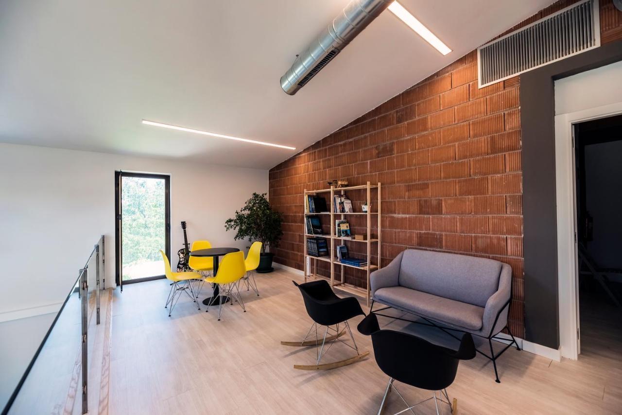 Albergue Santiago 15 Monforte มงฟอร์เต เด เลมอส ภายนอก รูปภาพ