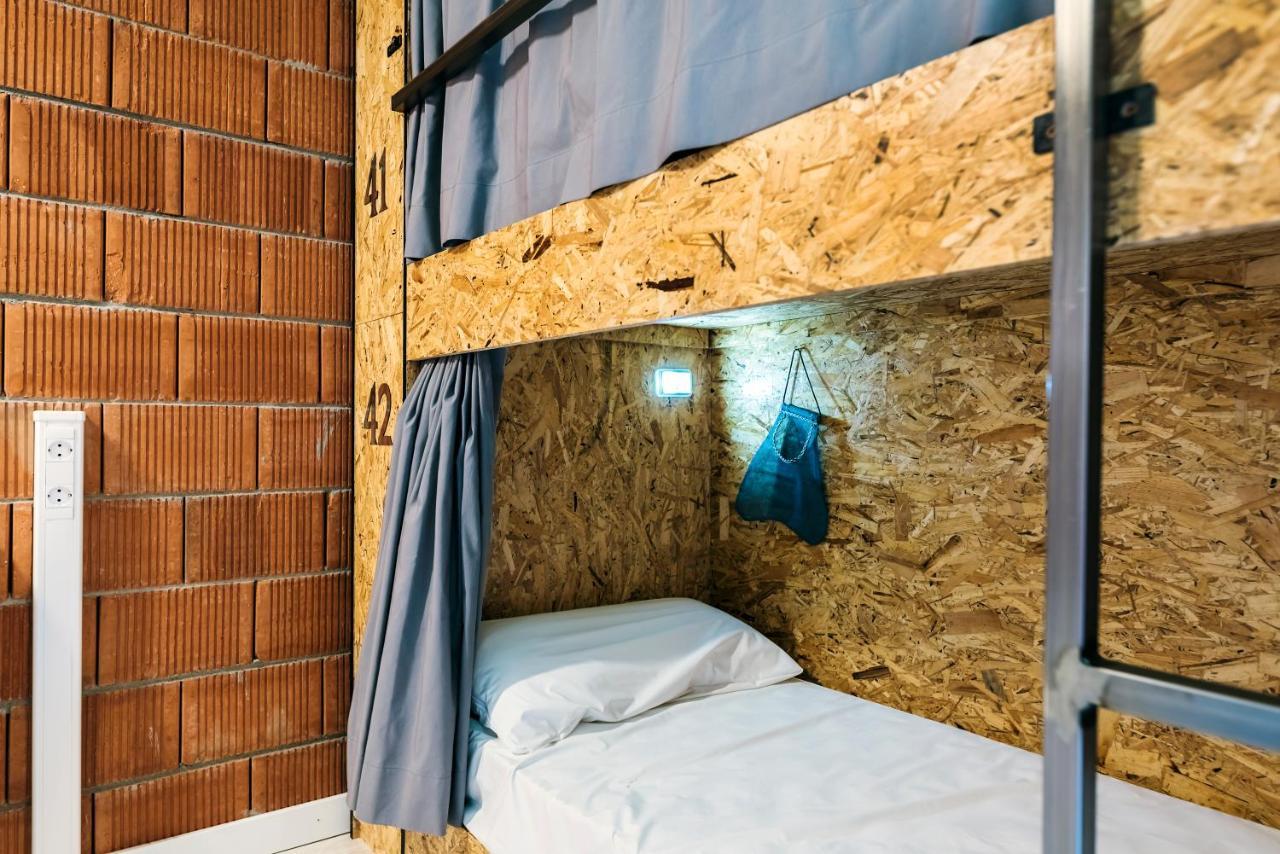 Albergue Santiago 15 Monforte มงฟอร์เต เด เลมอส ภายนอก รูปภาพ