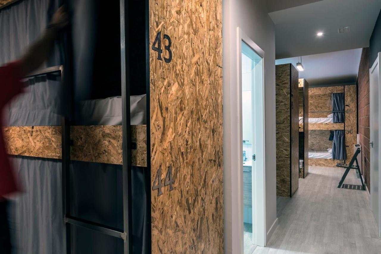 Albergue Santiago 15 Monforte มงฟอร์เต เด เลมอส ภายนอก รูปภาพ