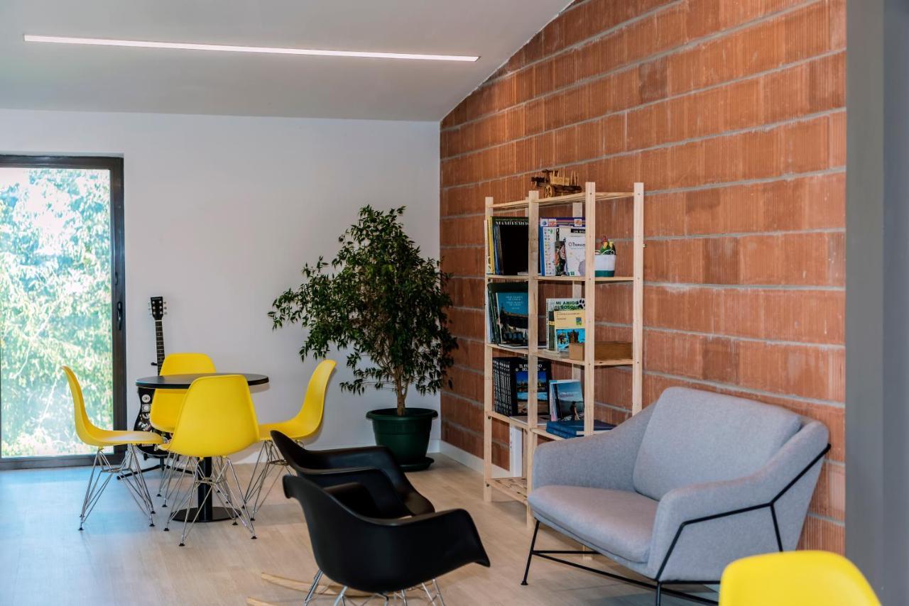 Albergue Santiago 15 Monforte มงฟอร์เต เด เลมอส ภายนอก รูปภาพ